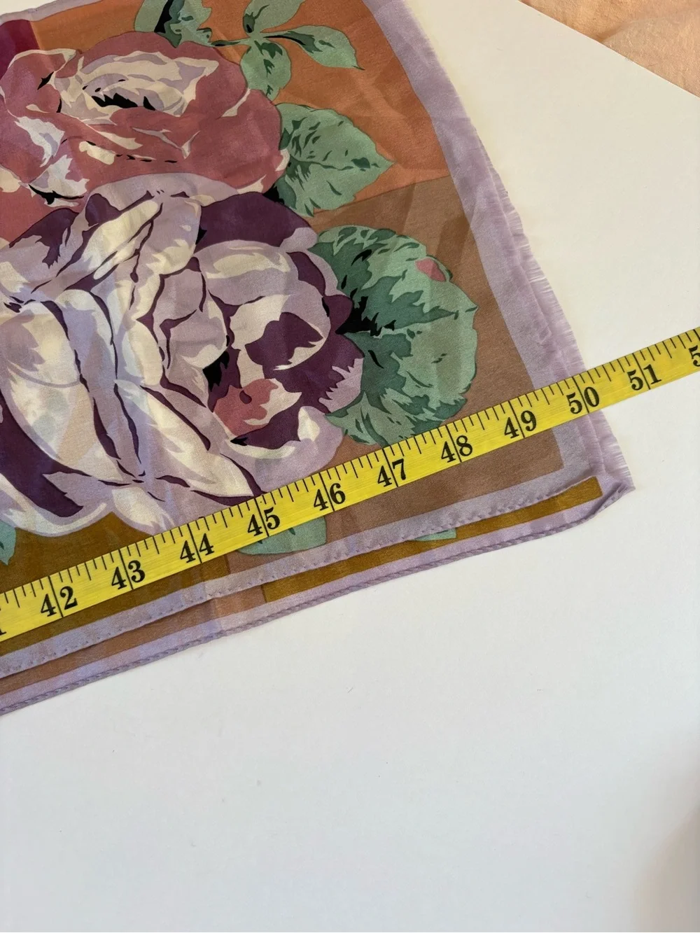 VNTG Oscar De La Renta Silk Scarf Lilac Purple White Pink Artsy Career Teacher